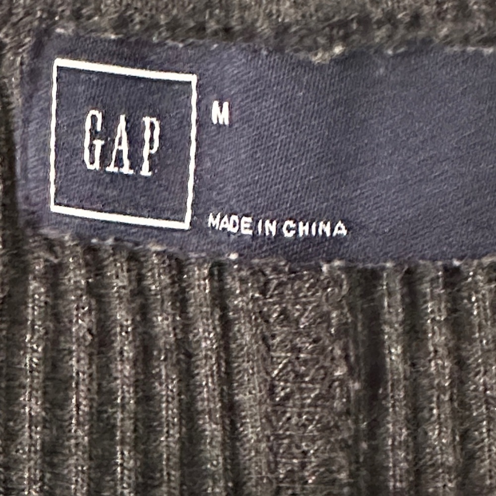 Gap Women's Striped and Gray Tank Top Bundle - Picture 4 of 9